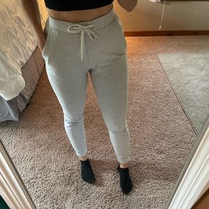 Lululemon Gray Jogger Sweatpants!
